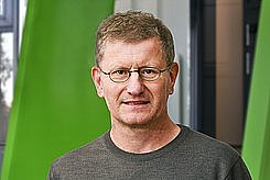 Herr Prof. Dr. Michael Karbach